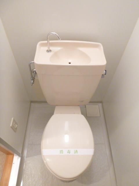 【トイレ】　温水洗浄便座に交換予定！