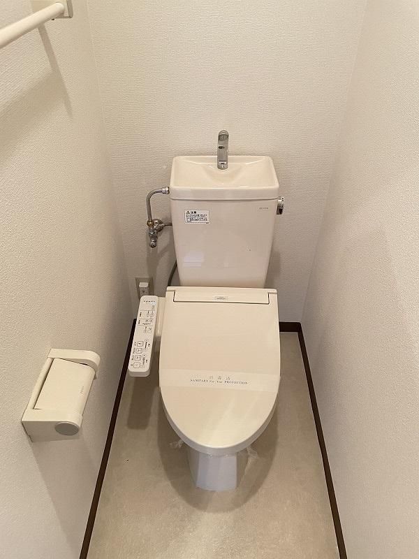 【トイレ】　温水洗浄便座に交換予定