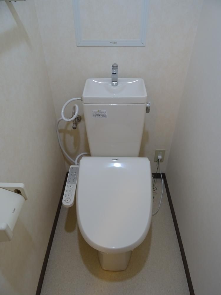 【トイレ】　新品未使用の温水洗浄便座です！