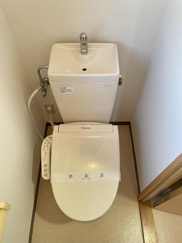 【トイレ】　温水洗浄便座に交換！