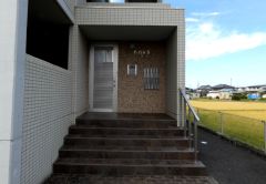 �É����܈�s�t��907-1�̃}���V�����̌����O��