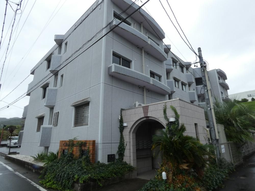 �É����܈�s�����2����13-7�̃}���V�����̌����O��