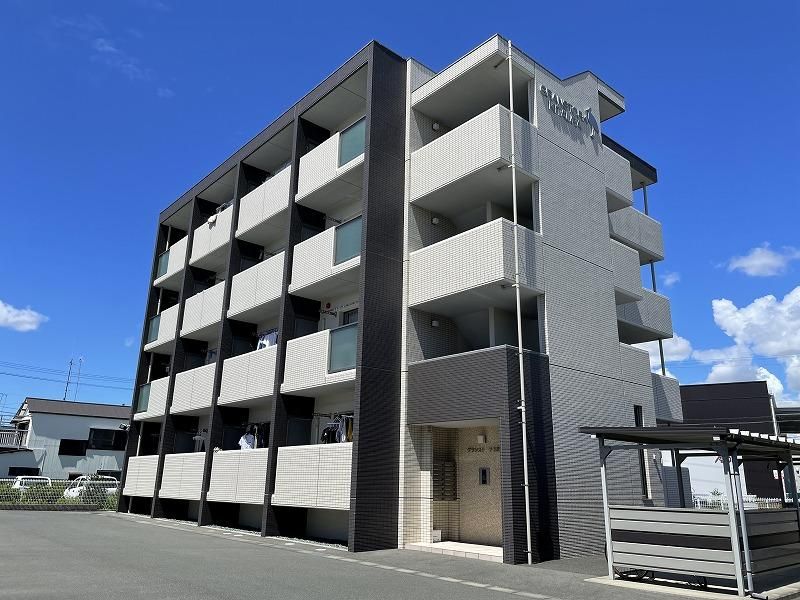 �É����l���s������V���쒬1051�̃}���V�����̌����O��