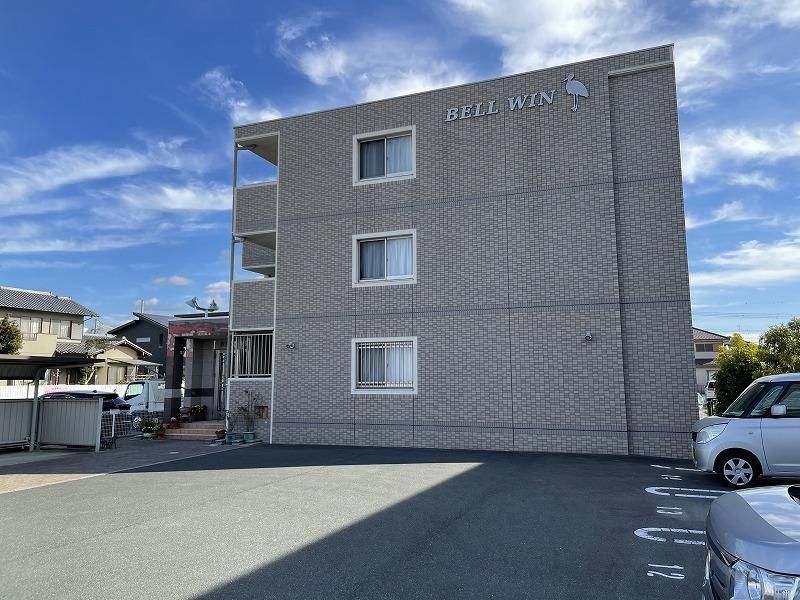 �É����l���s������L�ʓ쒬468�̃}���V�����̌����O��