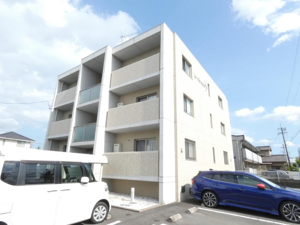 �É����|��s����17�̃}���V�����̌����O��