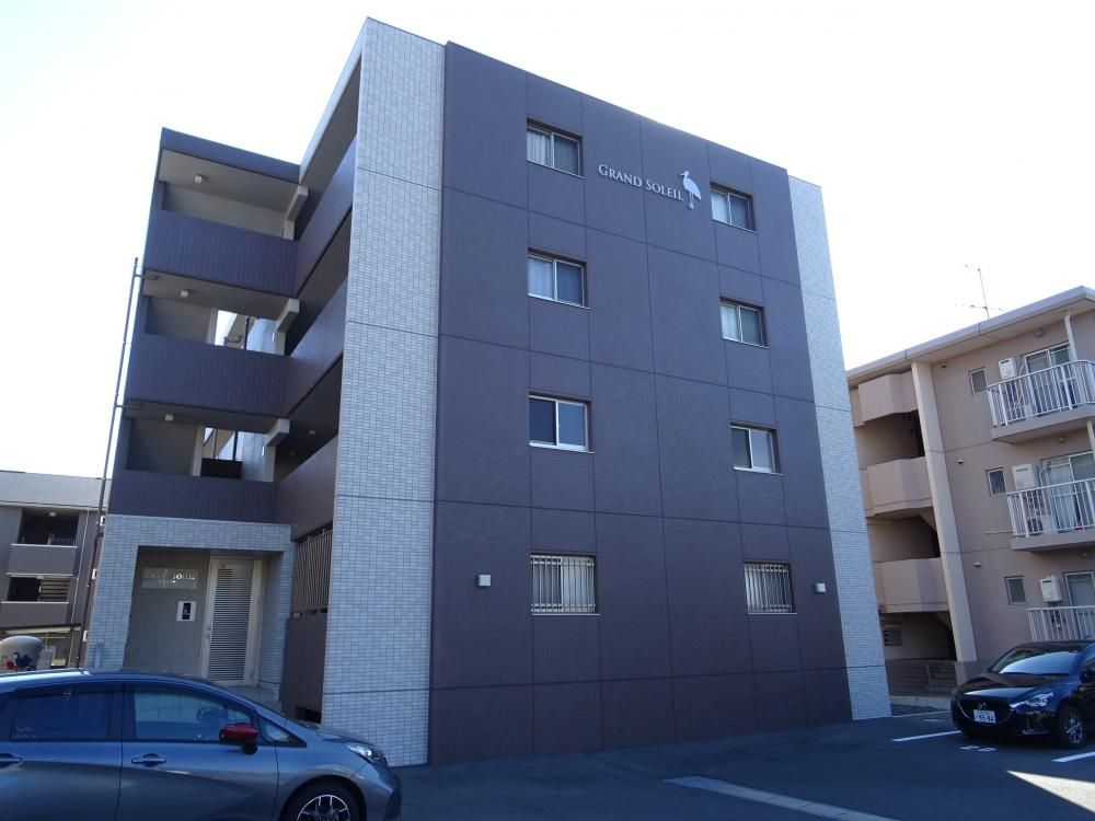 �É����l���s������L�ʓ쒬1710-1�̃}���V�����̌����O��